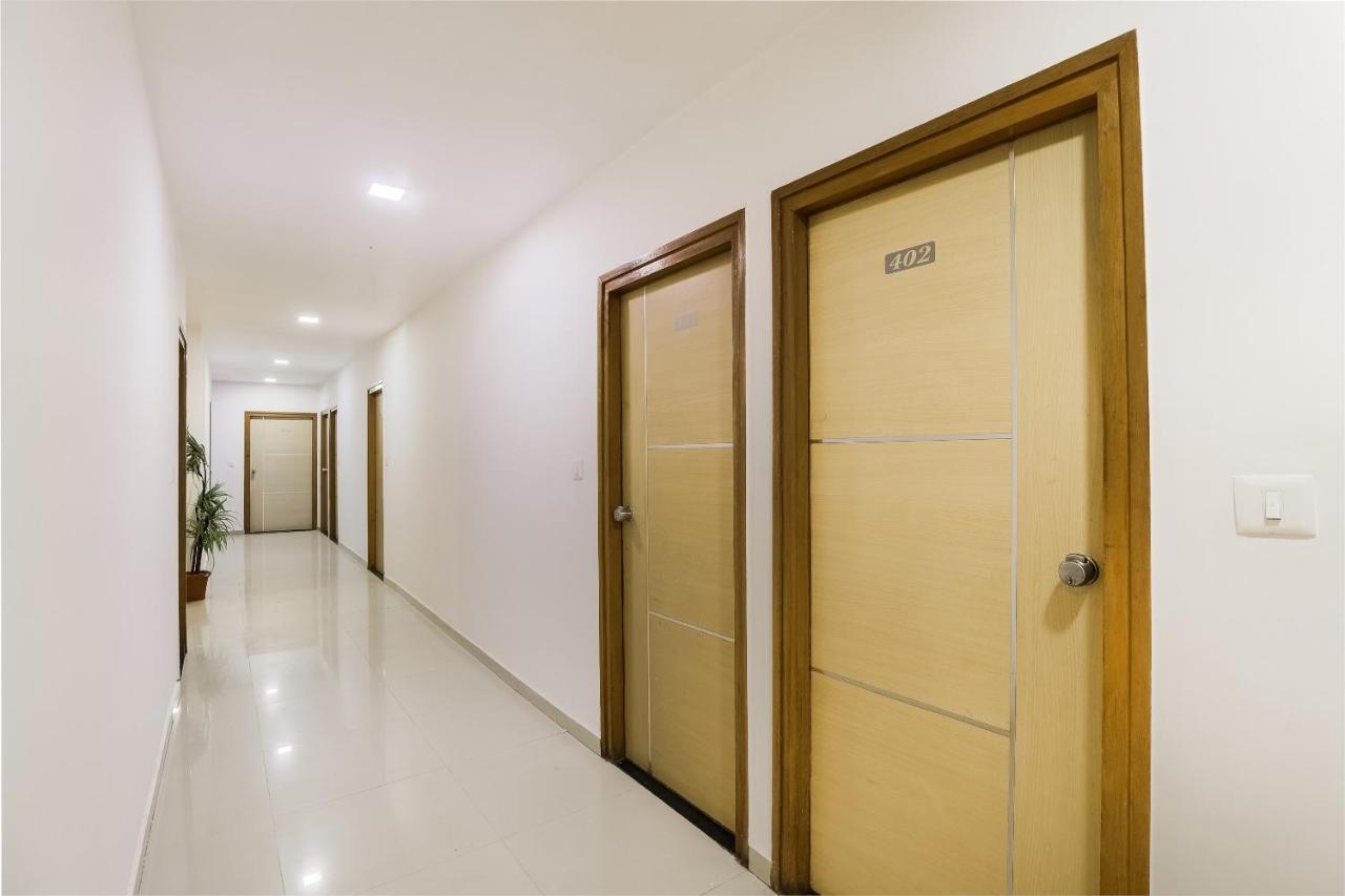Oyo Hotel D Veeray Ahmadábád Exteriér fotografie