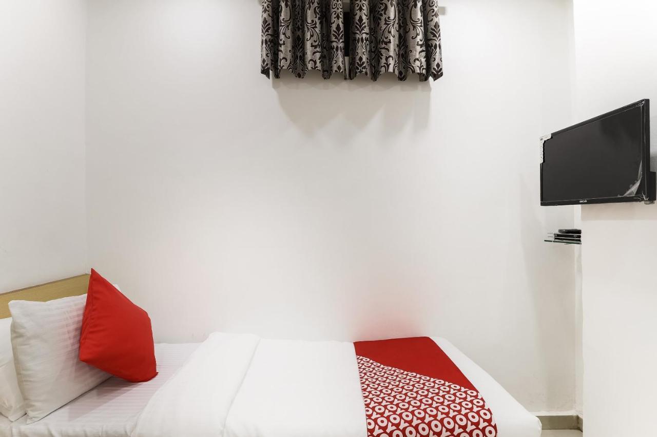 Oyo Hotel D Veeray Ahmadábád Exteriér fotografie